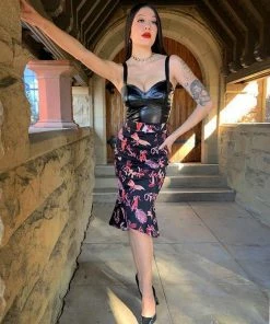 LBHM Yvonne Skirt In Tie Me Up Fetish Print | Laura Byrnes & Hope Morrison What's New, Pussycat? 14 LBHM Yvonne Skirt In Tie Me Up Fetish Print | Laura Byrnes & Hope Morrison What's New, Pussycat?