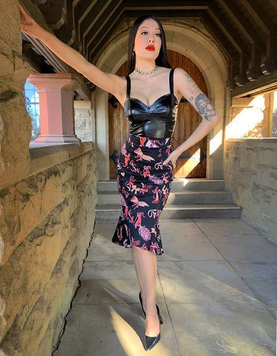 LBHM Yvonne Skirt In Tie Me Up Fetish Print | Laura Byrnes & Hope Morrison What's New, Pussycat? 8 LBHM Yvonne Skirt In Tie Me Up Fetish Print | Laura Byrnes & Hope Morrison What's New, Pussycat?