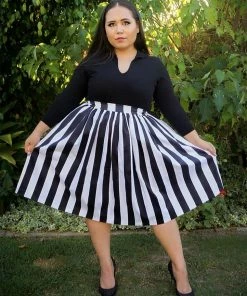 What's New, Pussycat? Bella Vintage Gathered Swing Skirt In Black And White Mark Stripe Cotton Sateen | Pinup Couture