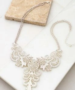 LA3Accesories What's New, Pussycat? Night Falls Filagree Necklace In Silver