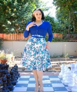 MAK / YeMak Perfect Pinup 3/4 Sleeve Cropped Cardigan In Royal Blue | Pinup Girl Clothing