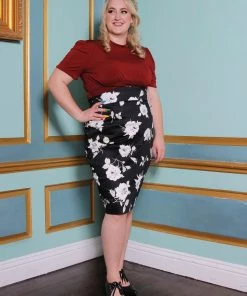 Final Sale - Victoria Short Sleeve Top In Solid Merlot | Laura Byrnes Design