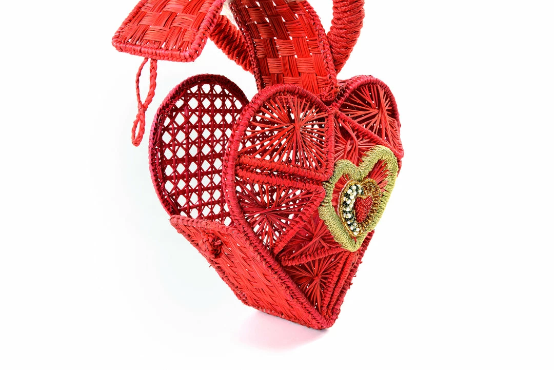 Hand Woven Sagrado Corazon Raffia Purse In Red | Evelyn Ariza 7 Hand Woven Sagrado Corazon Raffia Purse In Red | Evelyn Ariza