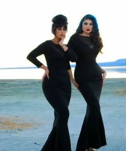 Theodora Gown In Black Ponte De Roma | Deadly Dames What's New, Pussycat?