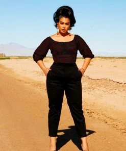 LBHM Shop All In-Stock Items By Size Final Sale - Marie-Thérèse Top In Red And Black Capri Floral ITY | Laura Byrnes & Hope Johnstun