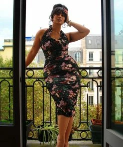 Laura Byrnes Design All In Stock Size M OYS - M & XL Traci Wiggle Dress In Dark Bella Roses | Traci Lords - L50