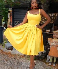 Final Sale - Jenny Dress In Yellow Crepe | Pinup Couture