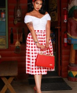 Xinxiang Dixini E-Commerce Co., Ltd. Cupid's Bow Vintage Purse In Lipstick Red Faux Leather