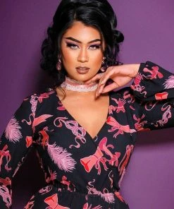 Anzell What's New, Pussycat? Midnight In Paris Lace Choker Necklace In Pink