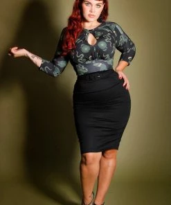What's New, Pussycat? Vintage High Waist Pencil Skirt In Solid Black | Laura Byrnes Design