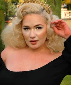 Loschy Designs Libertine Half Crown In Gold