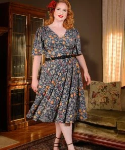 LBHM Viva Top Vintage 40's Inspired Flutter Sleeve Blouse In Night In Eden Fruit Crepe | Laura Byrnes & Hope Johnstun