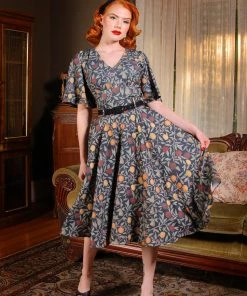 LBHM Final Sale - Doris Vintage Swing Skirt In Night In Eden Fruit Print | Laura Byrnes & Hope Morrison