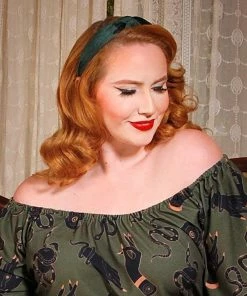 Bag Boutique What's New, Pussycat? Green Velvet Knotted Headband