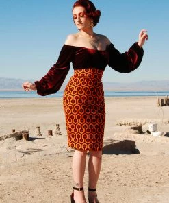 Vintage High Waist Pencil Skirt In Hotel Hexagon Sateen | Laura Byrnes Design 9 Vintage High Waist Pencil Skirt In Hotel Hexagon Sateen | Laura Byrnes Design