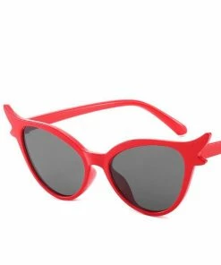 Linhai Fange Glasses Co. What's New, Pussycat? Lash Game Sunglasses In Red
