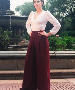 Kate Top With Bishop Sleeves In White | Laura Byrnes Design