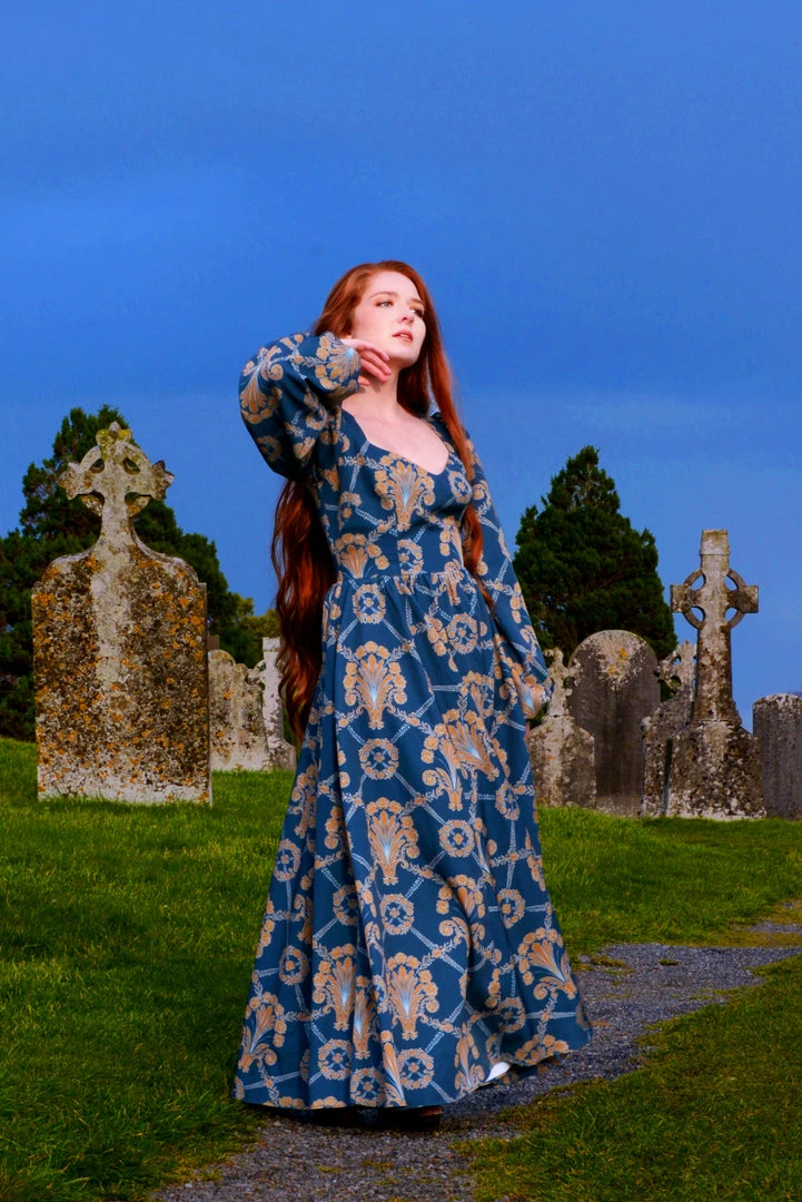 LBHM Lucrezia Maxi Gown In Take Me To Galway Crepe | Laura Byrnes & Hope Johnstun What's New, Pussycat? 8 LBHM Lucrezia Maxi Gown In Take Me To Galway Crepe | Laura Byrnes & Hope Johnstun What's New, Pussycat?