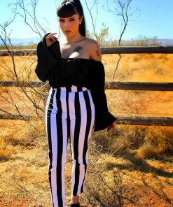 LB Sylvie Long Sleeve Flowy Peasant Top In Solid Black | Laura Byrnes 9 LB Sylvie Long Sleeve Flowy Peasant Top In Solid Black | Laura Byrnes