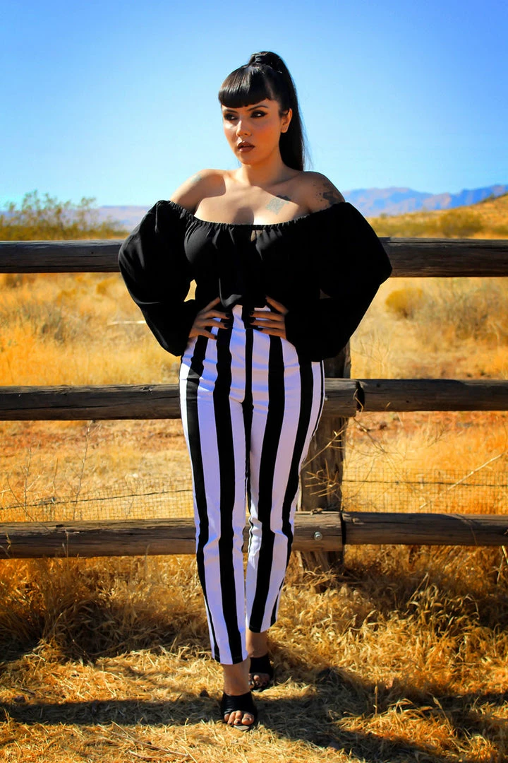 LB Sylvie Long Sleeve Flowy Peasant Top In Solid Black | Laura Byrnes 4 LB Sylvie Long Sleeve Flowy Peasant Top In Solid Black | Laura Byrnes