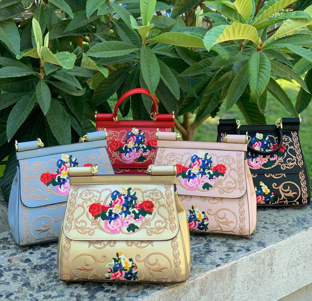 Chaiuzhou Dai Versailles Embroidered Bag In Soft Pink What's New, Pussycat? 5 Chaiuzhou Dai Versailles Embroidered Bag In Soft Pink What's New, Pussycat?