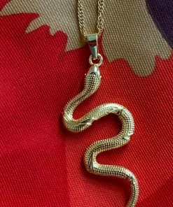Qingdao Singsun Crafts Co - Alibaba What's New, Pussycat? Hellena Slythering Snake Necklace In Gold