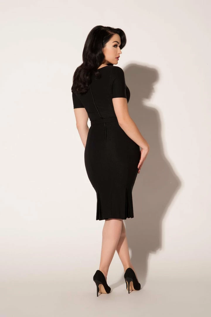 What's New, Pussycat? The Priscilla 60s Wiggle Dress In Black | Pinup Couture 15 What's New, Pussycat? The Priscilla 60s Wiggle Dress In Black | Pinup Couture