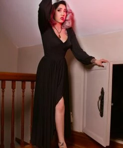 Laura Byrnes Design Final Sale - Robe Faux Wrap Dress In Black Jersey | Laura Byrnes 10 Laura Byrnes Design Final Sale - Robe Faux Wrap Dress In Black Jersey | Laura Byrnes